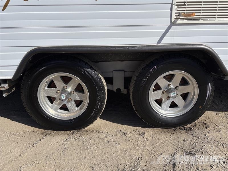 Galaxy 20 ft T/A Travel Trailer Kitos priekabos
