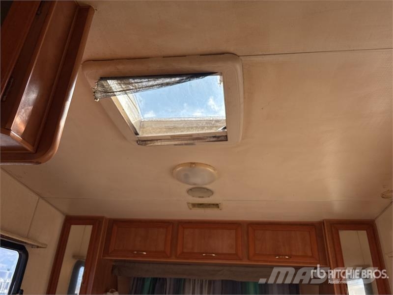 Galaxy 20 ft T/A Travel Trailer Kitos priekabos