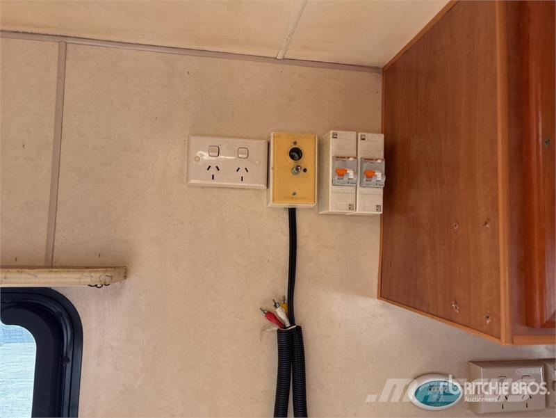 Galaxy 20 ft T/A Travel Trailer Kitos priekabos