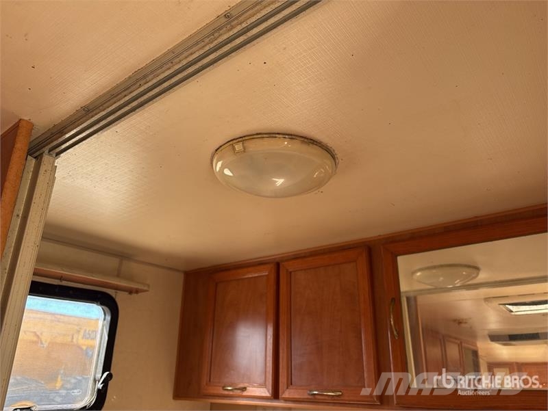 Galaxy 20 ft T/A Travel Trailer Kitos priekabos