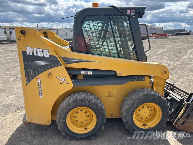 Gehl R165 Skid Steer Loader Skid steer loaders