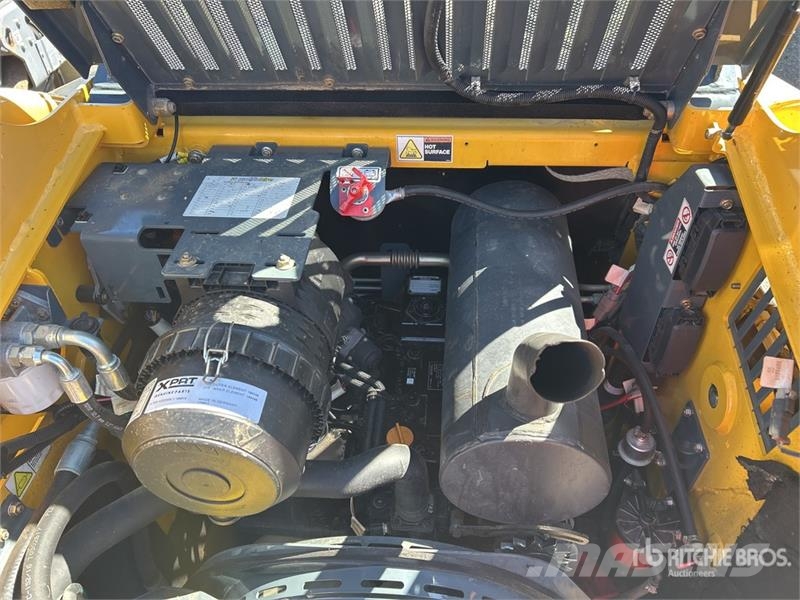 Gehl R165 Skid Steer Loader Kompaktlader