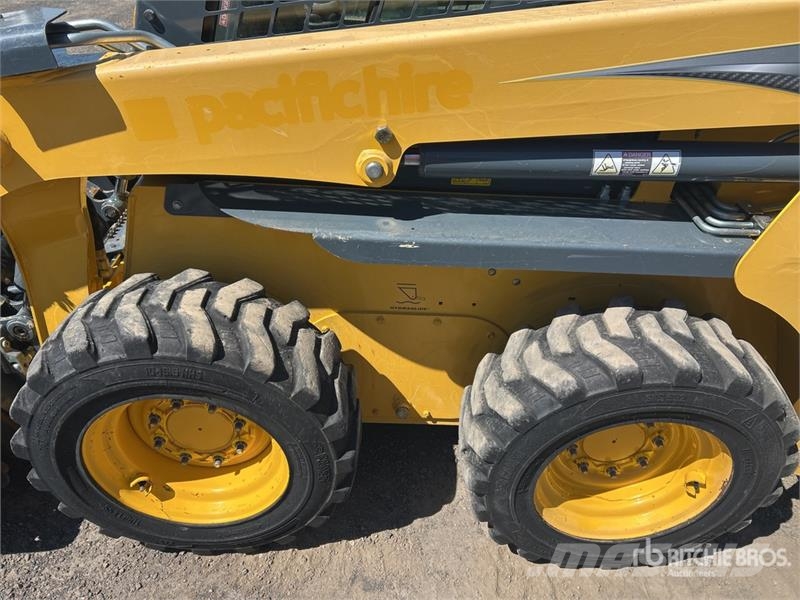 Gehl R165 Skid Steer Loader Kompaktlader