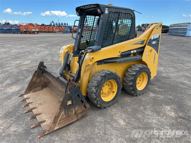 Gehl R165 Skid Steer Loader Skid steer loaders