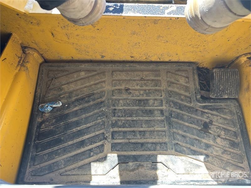Gehl R165 Skid Steer Loader Kompaktlader