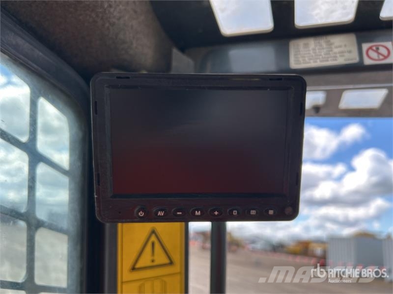 Gehl R165 Skid Steer Loader Skid steer loaders