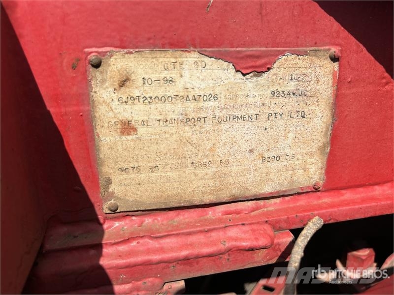 General Transport Equipment Bogie/A Road Train Dolly حاملة نقل رباعية العجلات