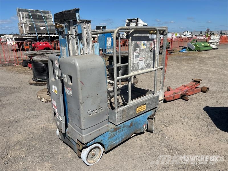 Genie 4x4 Electric Scissor Lift Scissor lifts