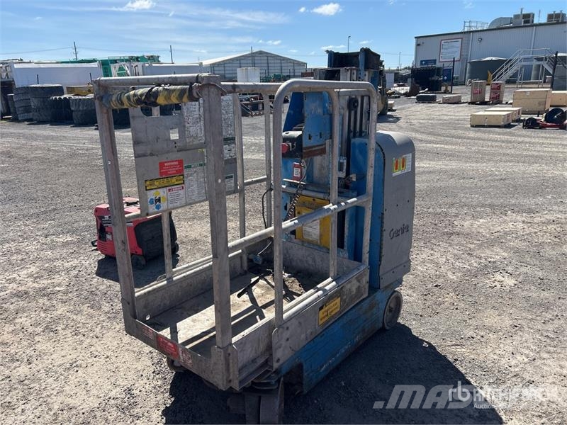 Genie 4x4 Electric Scissor Lift Scissor lifts