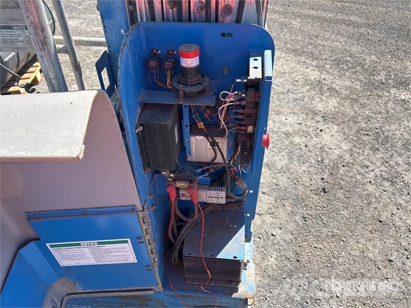 Genie GR15 Electric Scissor Lift (Inoperable) Ανυψωτήρες ψαλιδωτής άρθρωσης