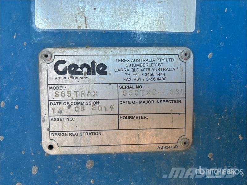 Genie S-65 TRAX 2WD Diesel Articulating Boom Lift Articulated boom lifts