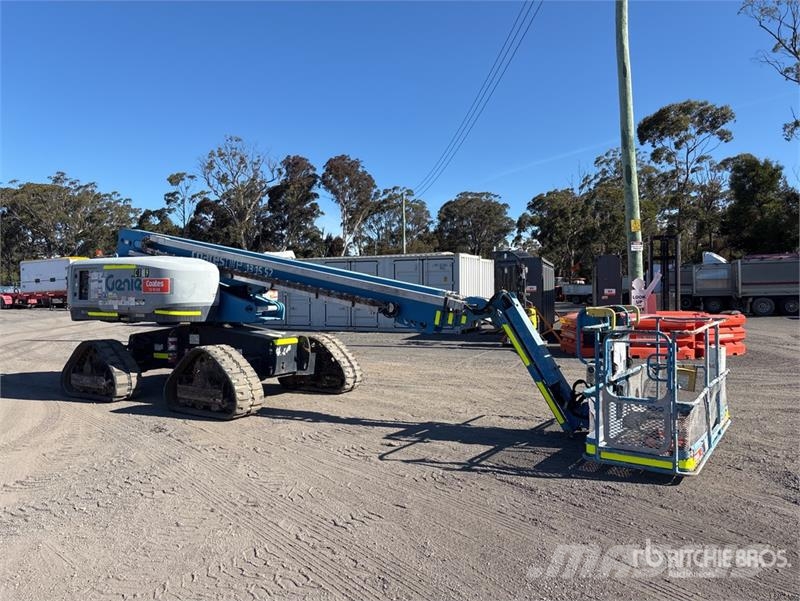Genie S-65 TRAX 2WD Diesel Articulating Boom Lift Articulated boom lifts