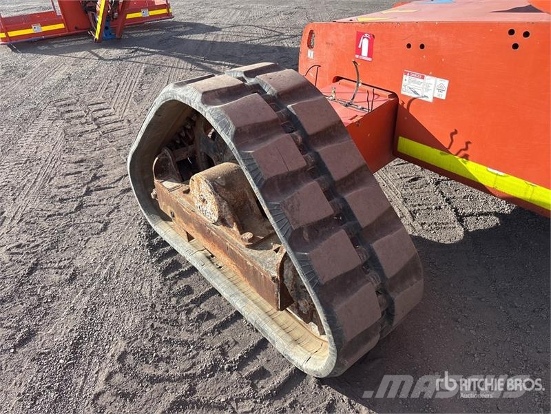 Genie S65 TRAX Crawler Diesel Articulating Boom Lift Articulated boom lifts