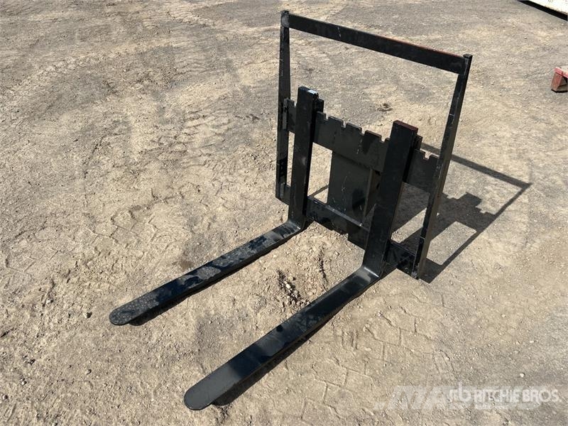 GIYI 730 mm Mini Excavator Forks (Unused) Muud osad