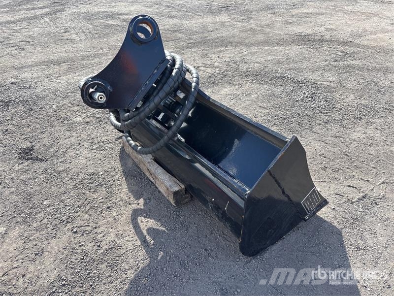 GIYI 800 mm Hydraulic Tilting Excavator Bucket Buckets