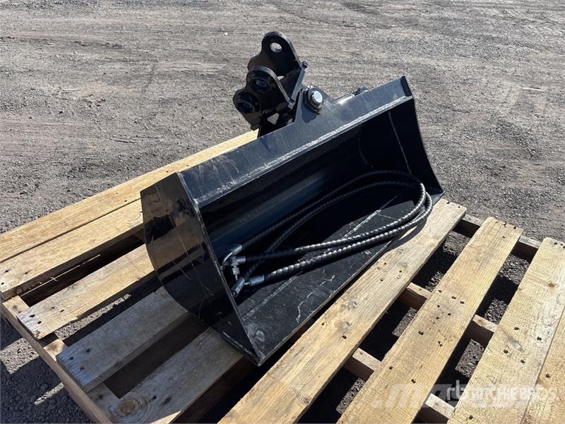 GIYI 800 mm Hydraulic Tilting Excavator Bucket Buckets