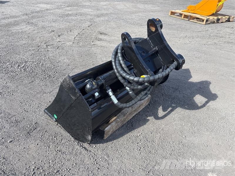 GIYI 800 mm Hydraulic Tilting Excavator Bucket Buckets