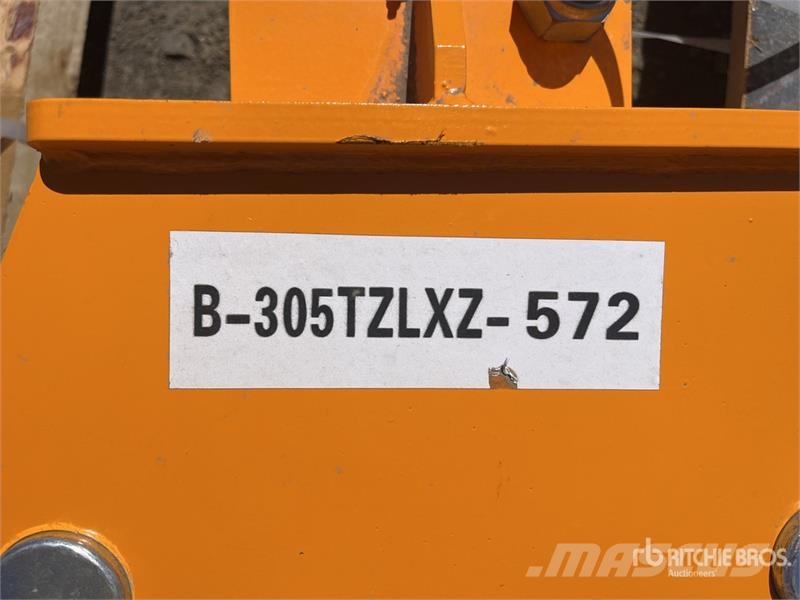  GIYI 850 mm Excavator Auger - Fits Cat 305 Excavat Tarière