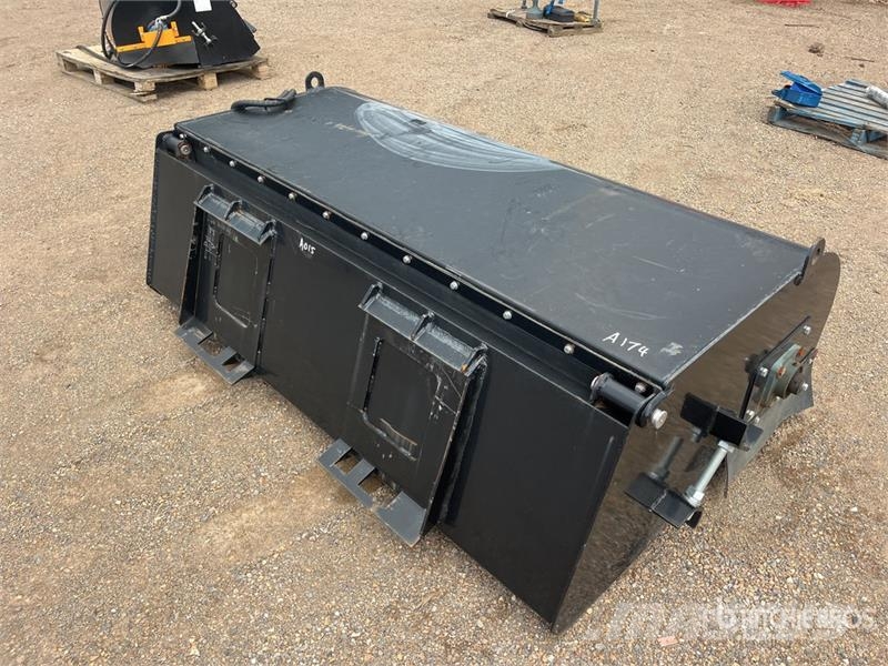  GIYI CK-BS72B 1850 mm Skid Steer Sweeper Brushes