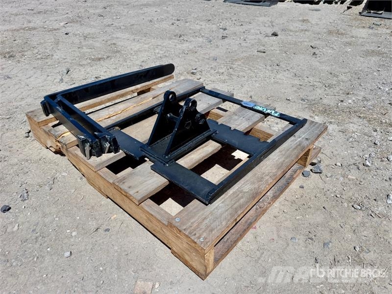 GIYI CRAWLER EXCAVATOR Forks - Fits 1 - 3 Ton Exca Other components