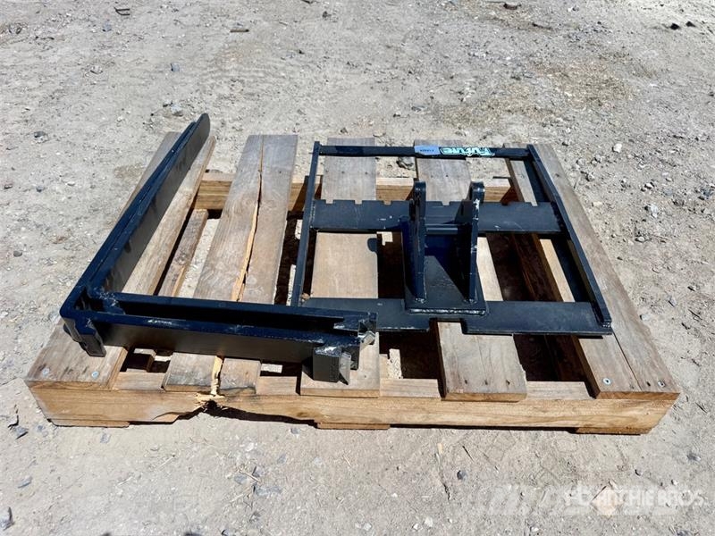 GIYI CRAWLER EXCAVATOR Forks - Fits 1 - 3 Ton Exca Other components