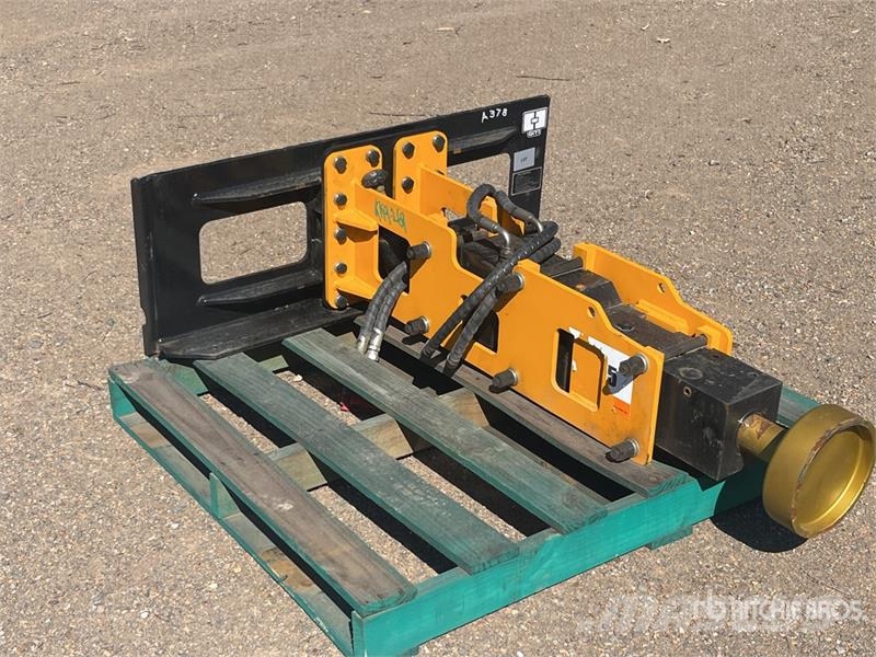 GIYI D680 1150 mm Skid Steer Post Driver (Unused) 围栏设备