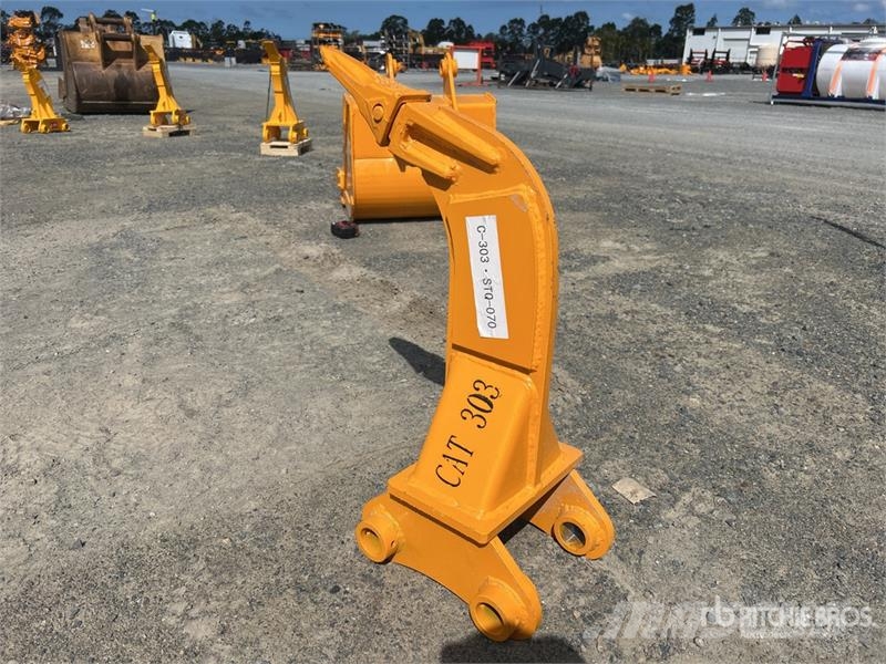  GIYI Excavator Ripper - Fits Cat 303 (Unused) Scarifiers