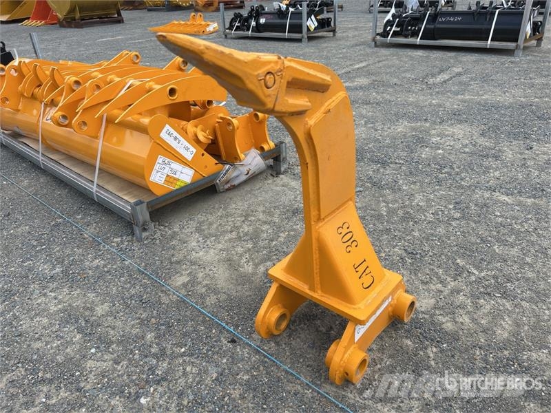  GIYI Excavator Ripper - Fits Cat 303 (Unused) Scarifiers