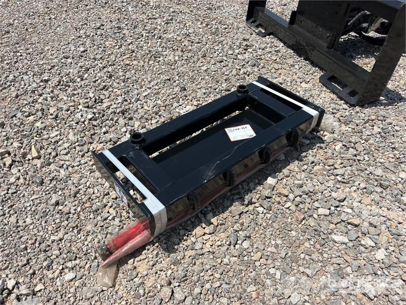 GIYI GY-BF39 39 in Mini Skid Steer Bale Spear (Unu Egyéb alkatrészek