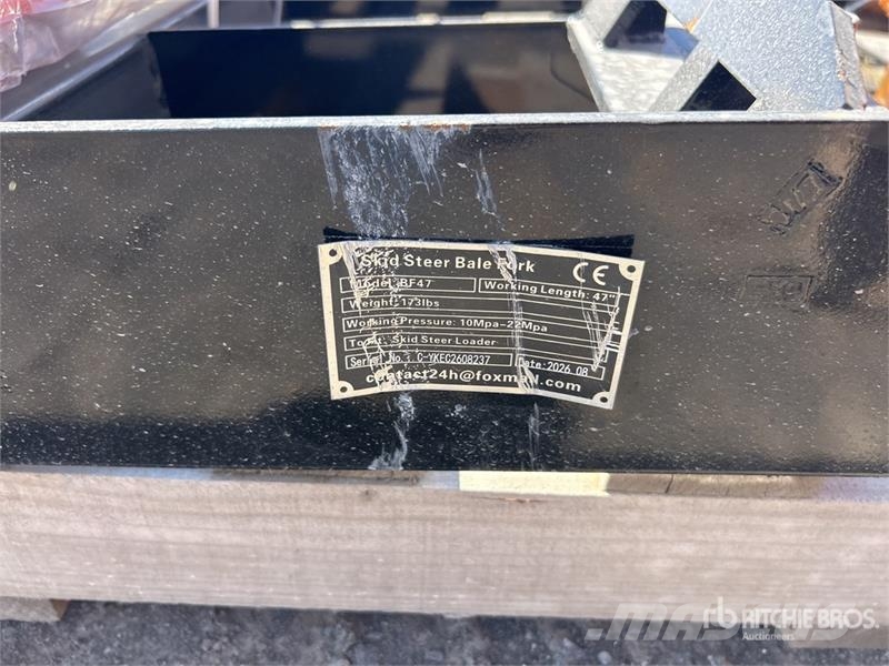 GIYI GY-BF47 47 in Skid Steer Bale Spear (Unused) 其他组件