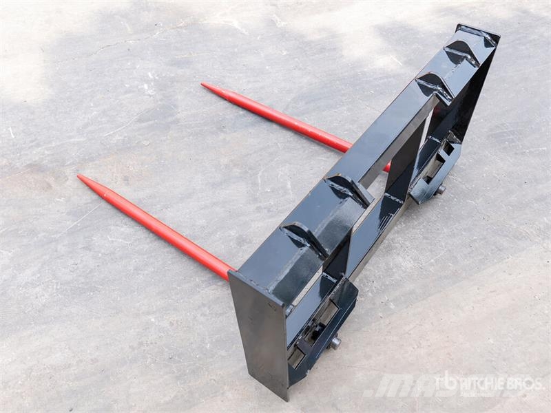 GIYI GY-BF47 47 in Skid Steer Bale Spear (Unused) Other components