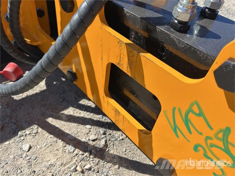 GIYI GY-D680 Skid Steer Post Driver (Unused) Fencing equipment