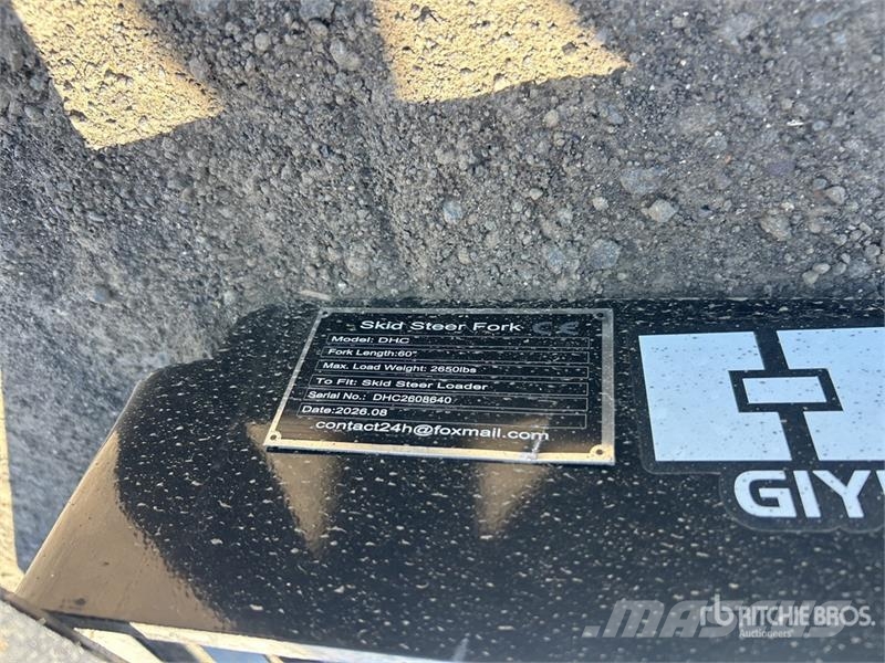 GIYI GY-DHC 59 in Skid Steer Forks (Unused) Forche