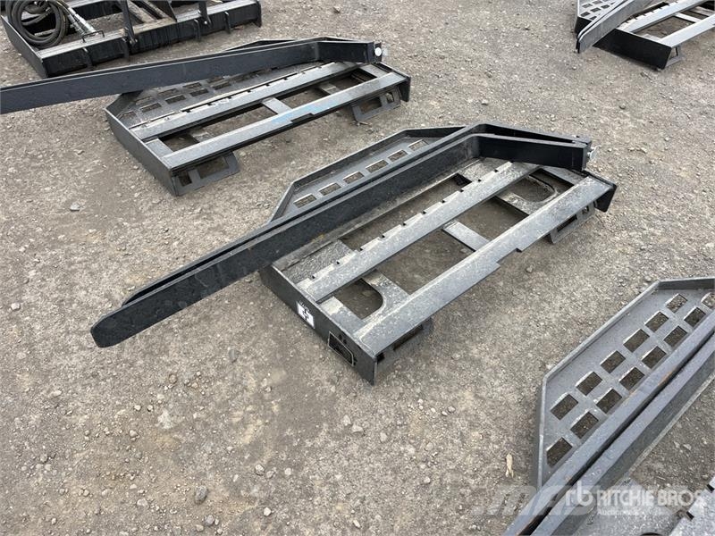 GIYI GY-DHC 59 in Skid Steer Forks (Unused) Trukkihaarukat