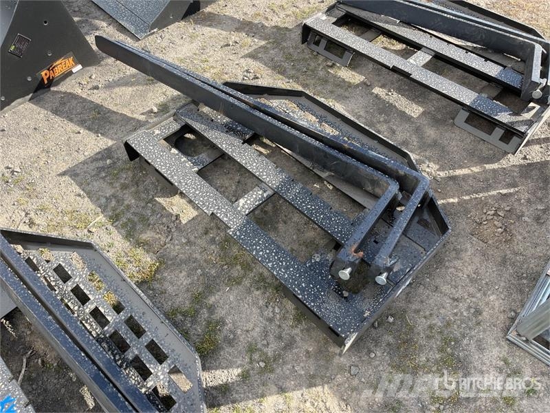  GIYI GY-DHC 59 in Skid Steer Forks (Unused) Gabeln