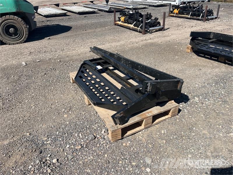  GIYI GY-DHC 59 in Skid Steer Forks (Unused) Horquillas