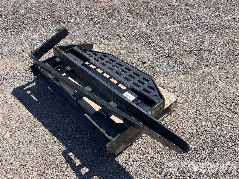  GIYI GY-DHC 59 in Skid Steer Forks (Unused) Horquillas