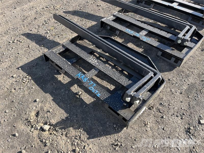 GIYI GY-DHC 59 in Skid Steer Forks (Unused) Pallegafler