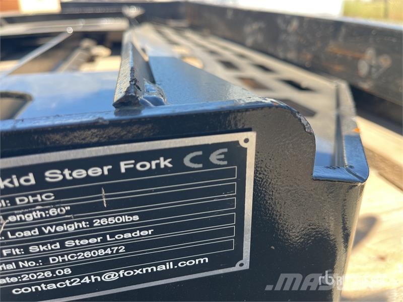  GIYI GY-DHC 59 in Skid Steer Forks (Unused) Horquillas