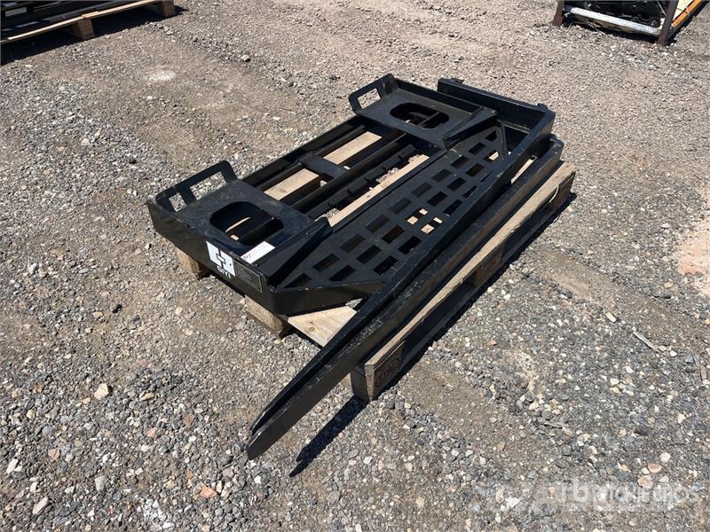  GIYI GY-DHC 59 in Skid Steer Forks (Unused) Horquillas