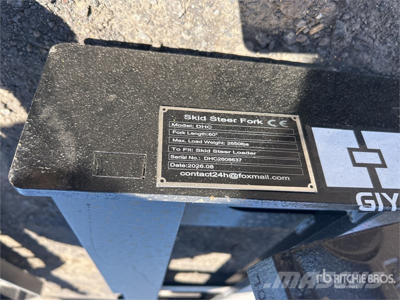 GIYI GY-DHC 59 in Skid Steer Forks (Unused) Forche