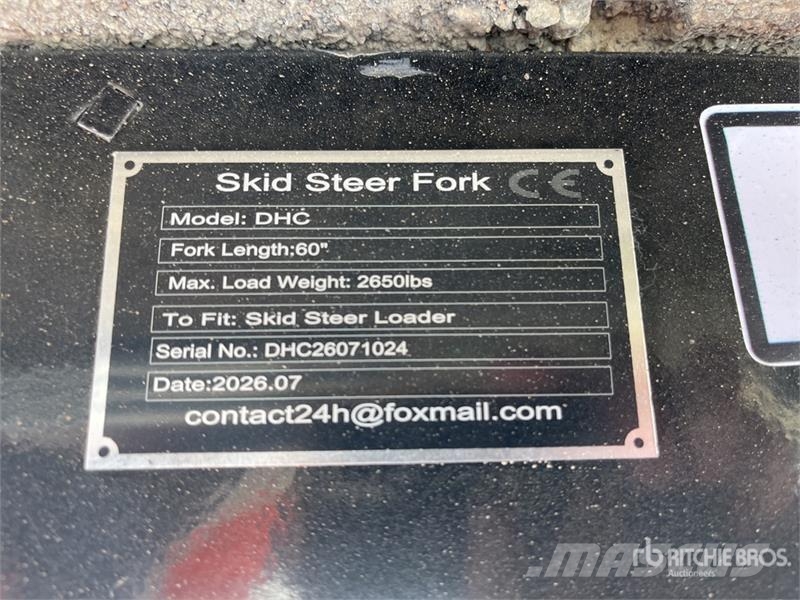  GIYI GY-DHC 59 in Skid Steer Forks (Unused) Gabeln