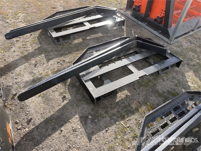  GIYI GY-DHC 59 in Skid Steer Forks (Unused) Gabeln