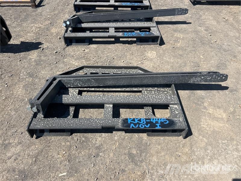 GIYI GY-DHC 59 in Skid Steer Forks (Unused) Вили