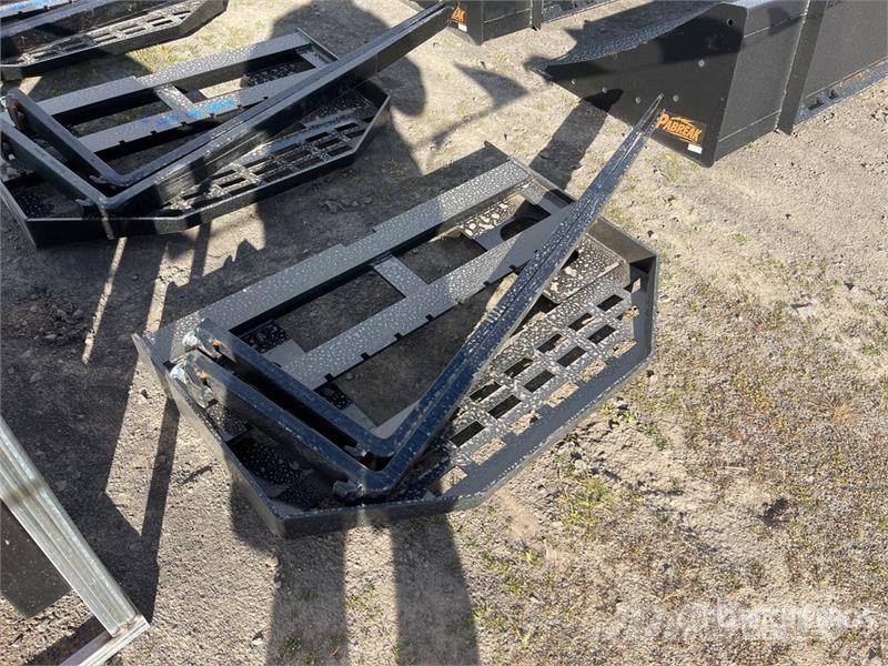  GIYI GY-DHC 59 in Skid Steer Forks (Unused) Gabeln