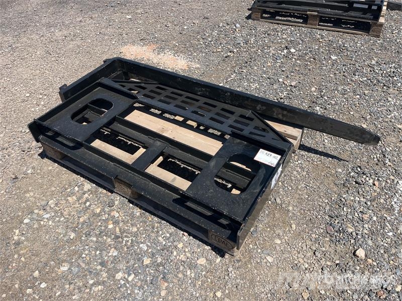  GIYI GY-DHC 59 in Skid Steer Forks (Unused) Horquillas