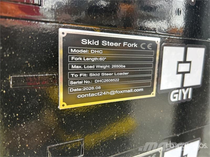  GIYI GY-DHC 60 in Skid Steer Forks (Unused) Pallgafflar