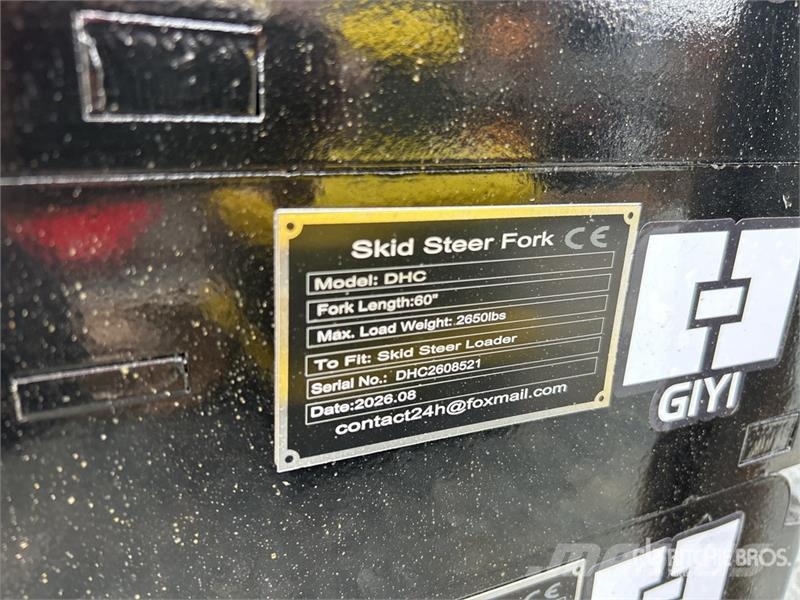GIYI GY-DHC 60 in Skid Steer Forks (Unused) Forks