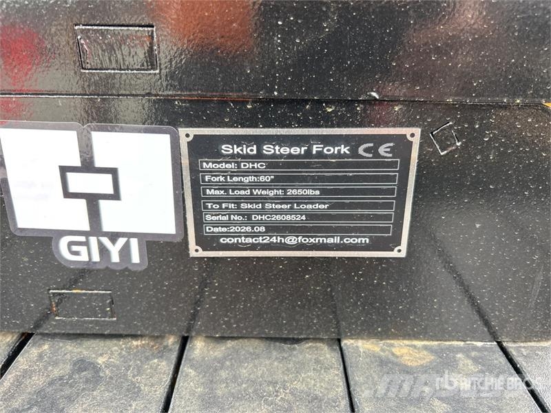 GIYI GY-DHC 60 in Skid Steer Forks (Unused) Pallgafflar