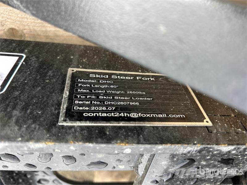  GIYI GY-DHC 60 in Skid Steer Forks (Unused) Forks
